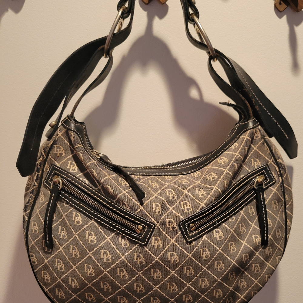 Dooney & Bourke hobo bag